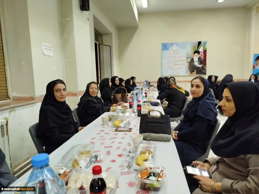 برگزاری مراسم فاخر و باشکوه بزرگداشت مقام استاد و معلم در آموزشکده 8
