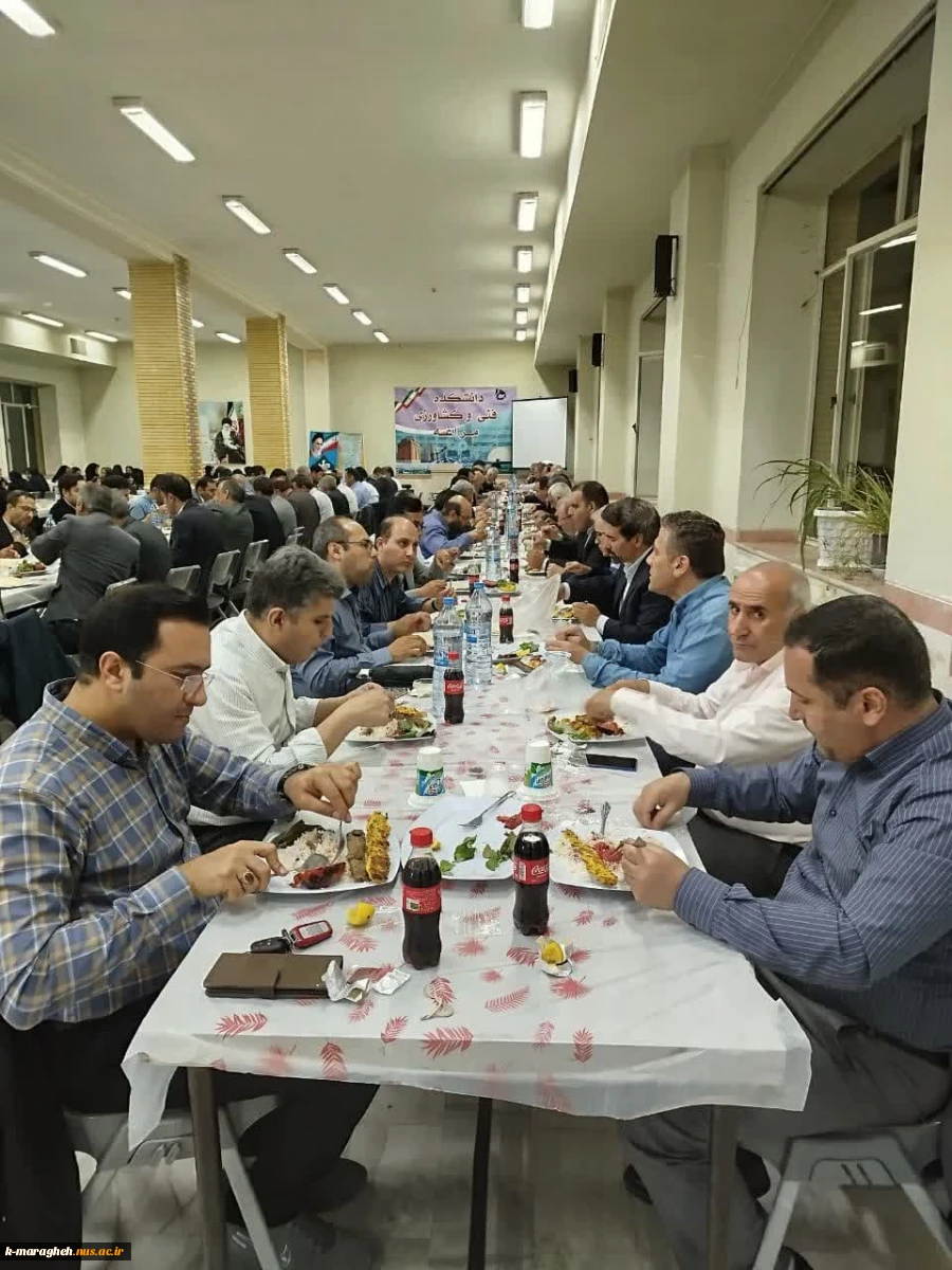 برگزاری مراسم فاخر و باشکوه بزرگداشت مقام استاد و معلم در آموزشکده 10